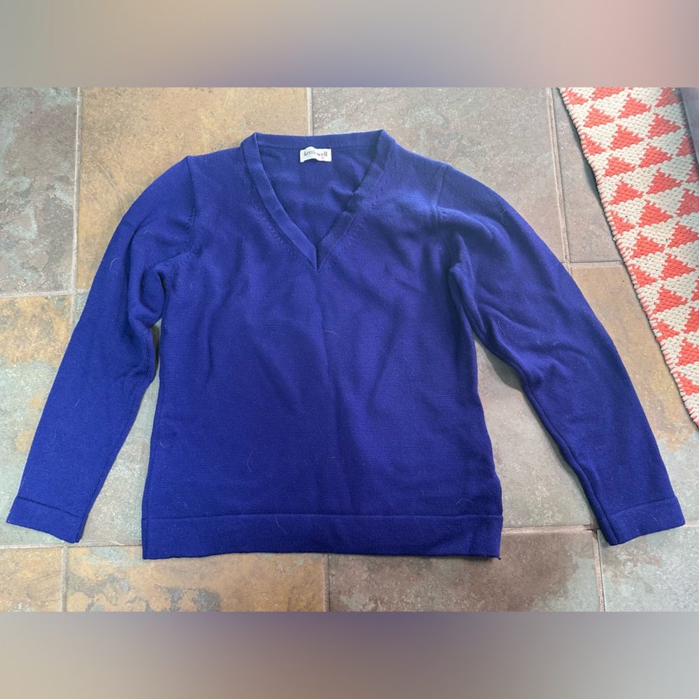 Kettlewell Vickie V neck sweater, Blue/purple, medium, 100% merino wool